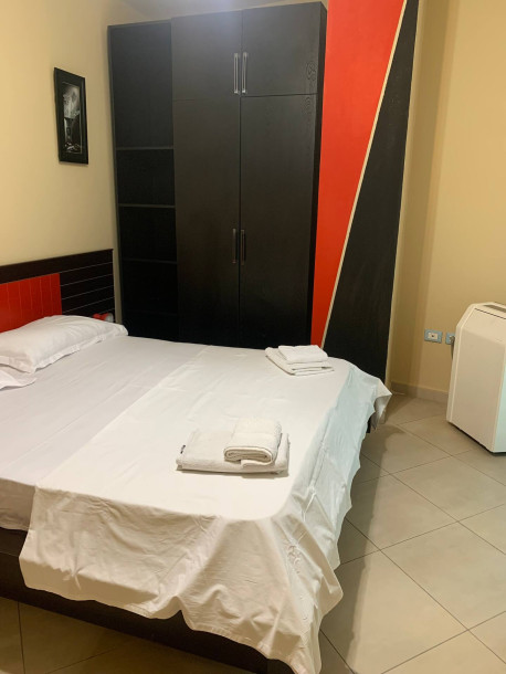 Grande Lebon Central  Share  Save-10